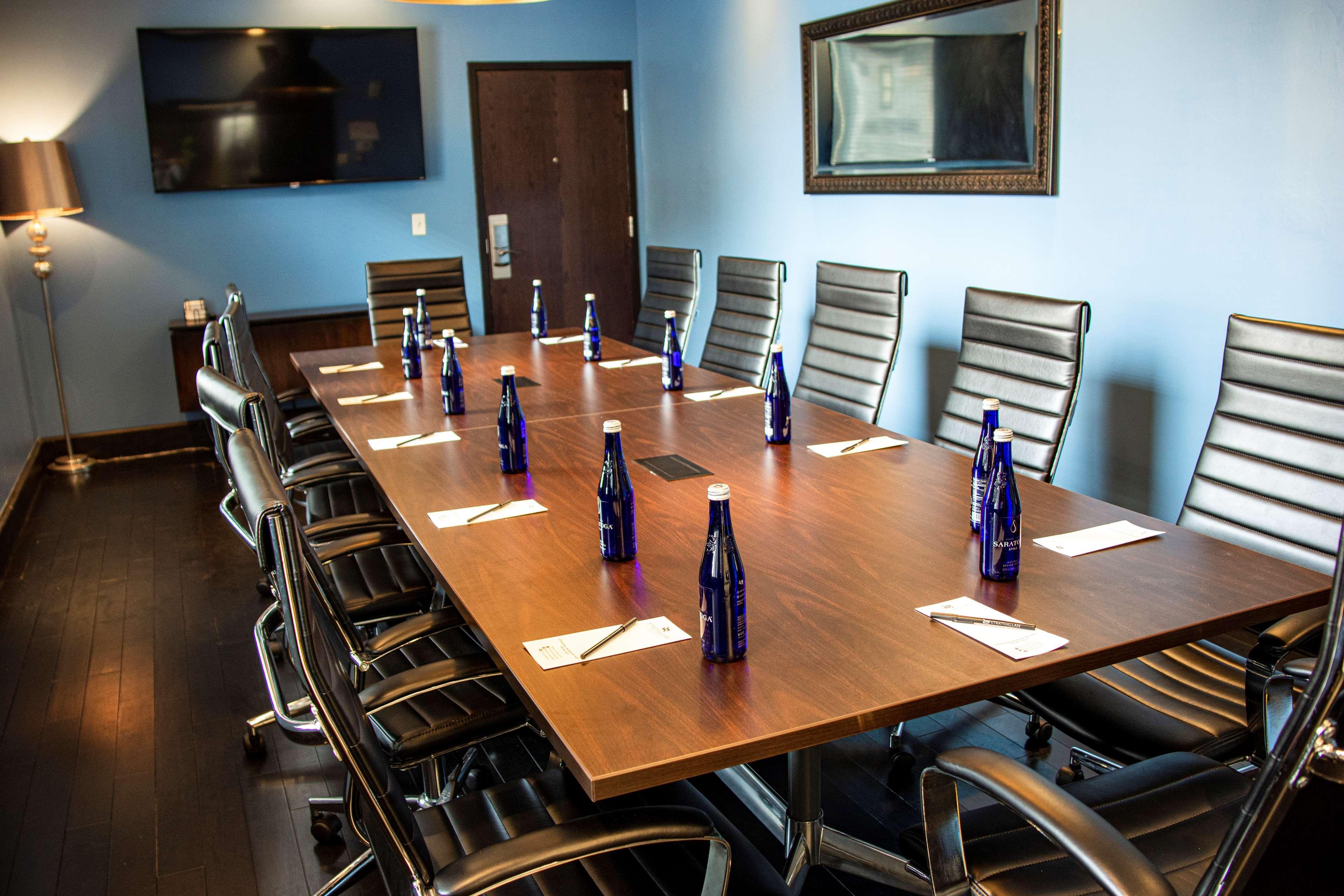 The Strathallan - A Doubletree By Hilton Rochester Exteriér fotografie