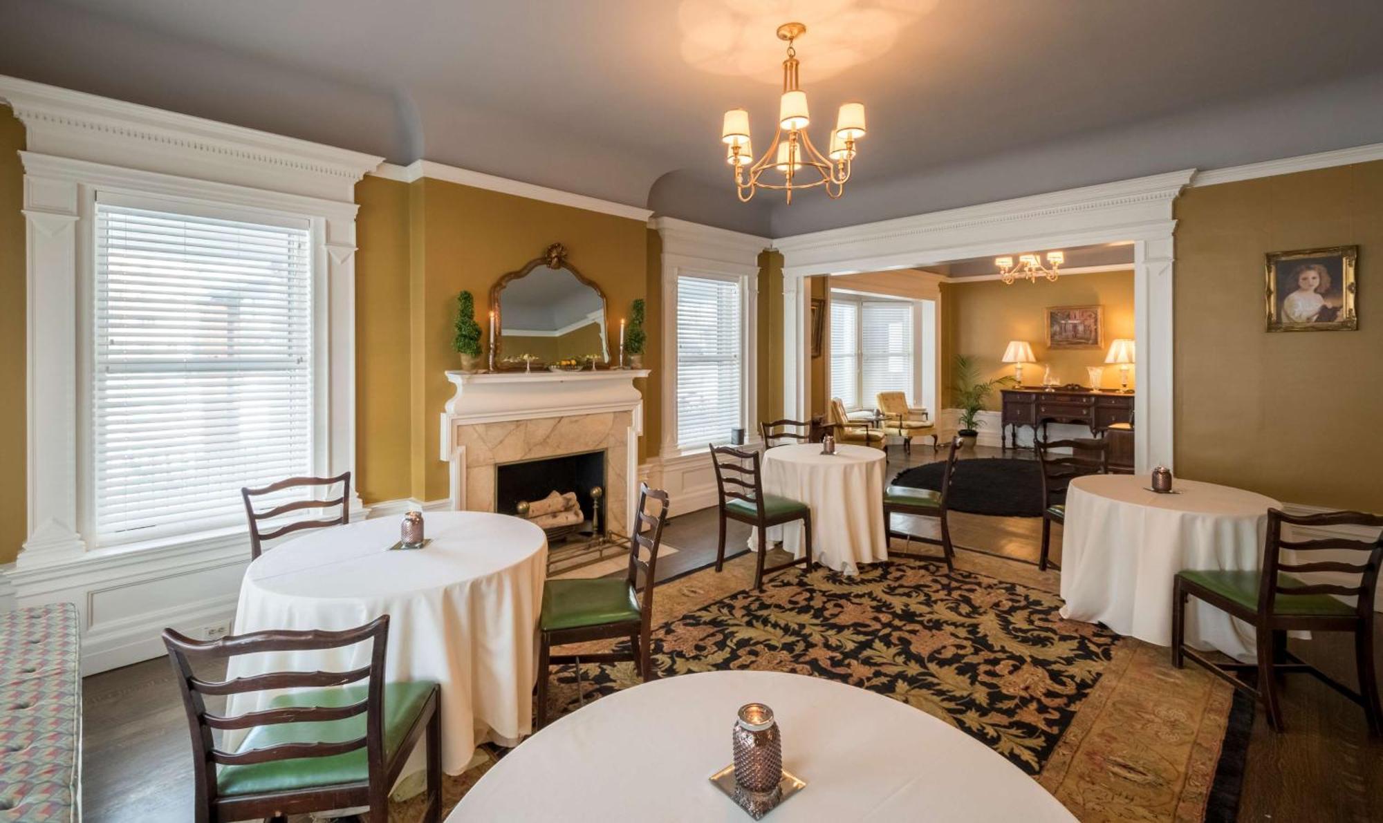 The Strathallan - A Doubletree By Hilton Rochester Exteriér fotografie
