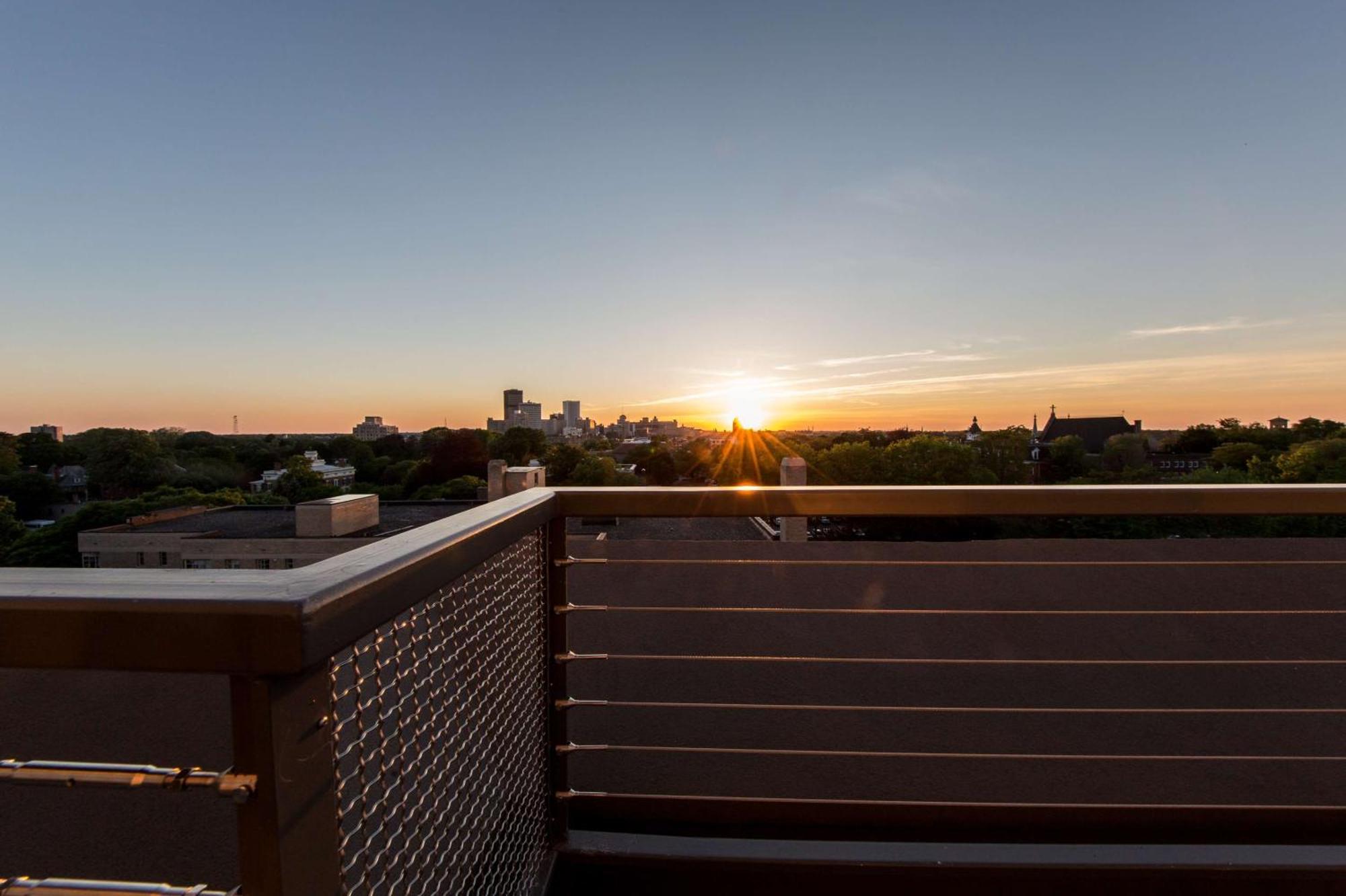 The Strathallan - A Doubletree By Hilton Rochester Exteriér fotografie